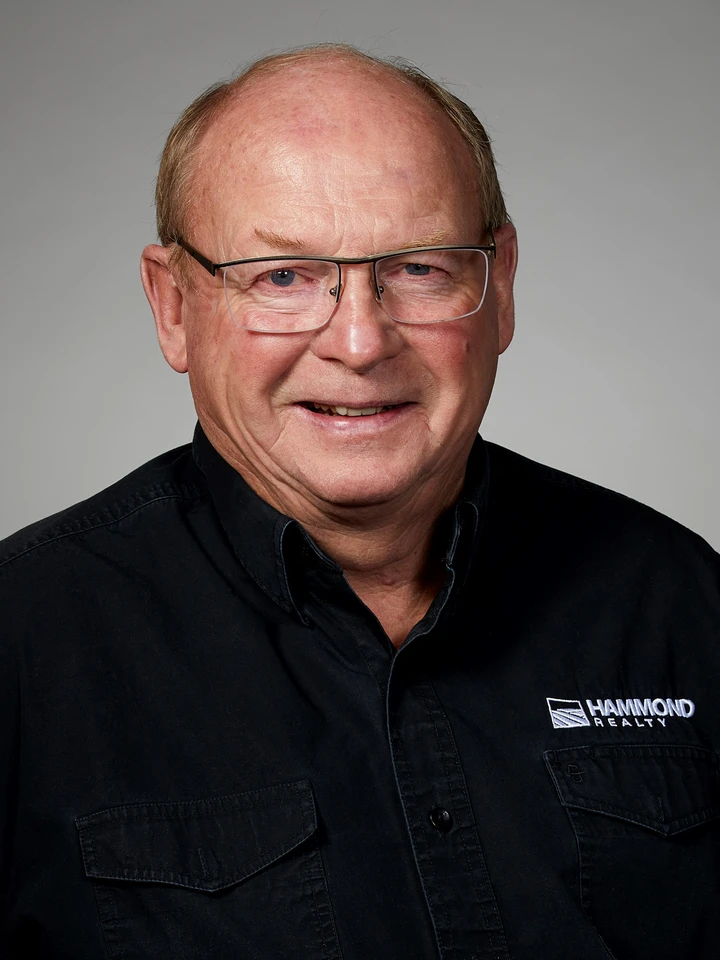 GrantAndersonHeadshot.jpg