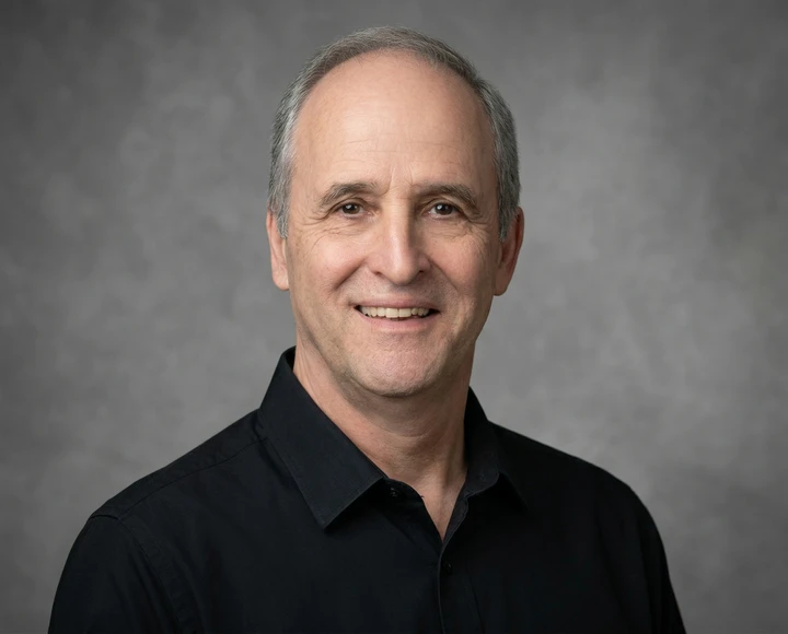 WadeBerlinic-HeadshotProMarch2026.jpg
