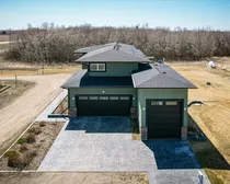 03-Acreage3054Lorne-4.jpg