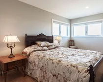 45-Acreage3054Lorne-46.jpg